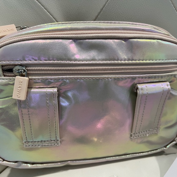 Ihkwip Iridescent Crossbody - Picture 3 of 7